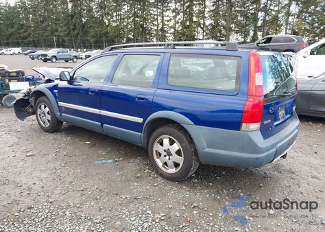 2002 Volvo V70 Xc z USA, uszkodzony, nr VIN YV1SZ58D121054420